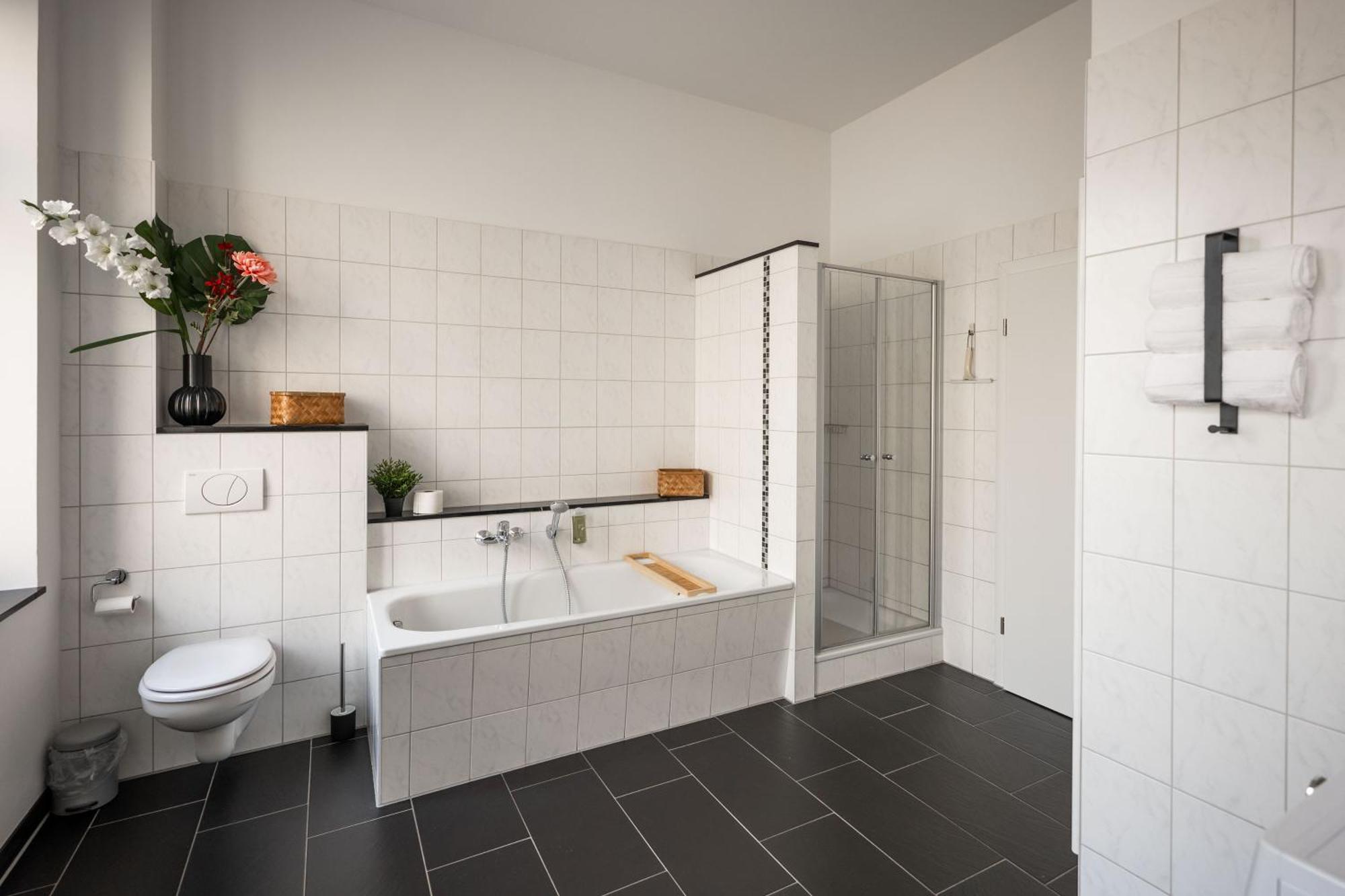 T21 - Apartment Direkt Im Zentrum Mit Parkplatz Chemnitz  Exteriér fotografie