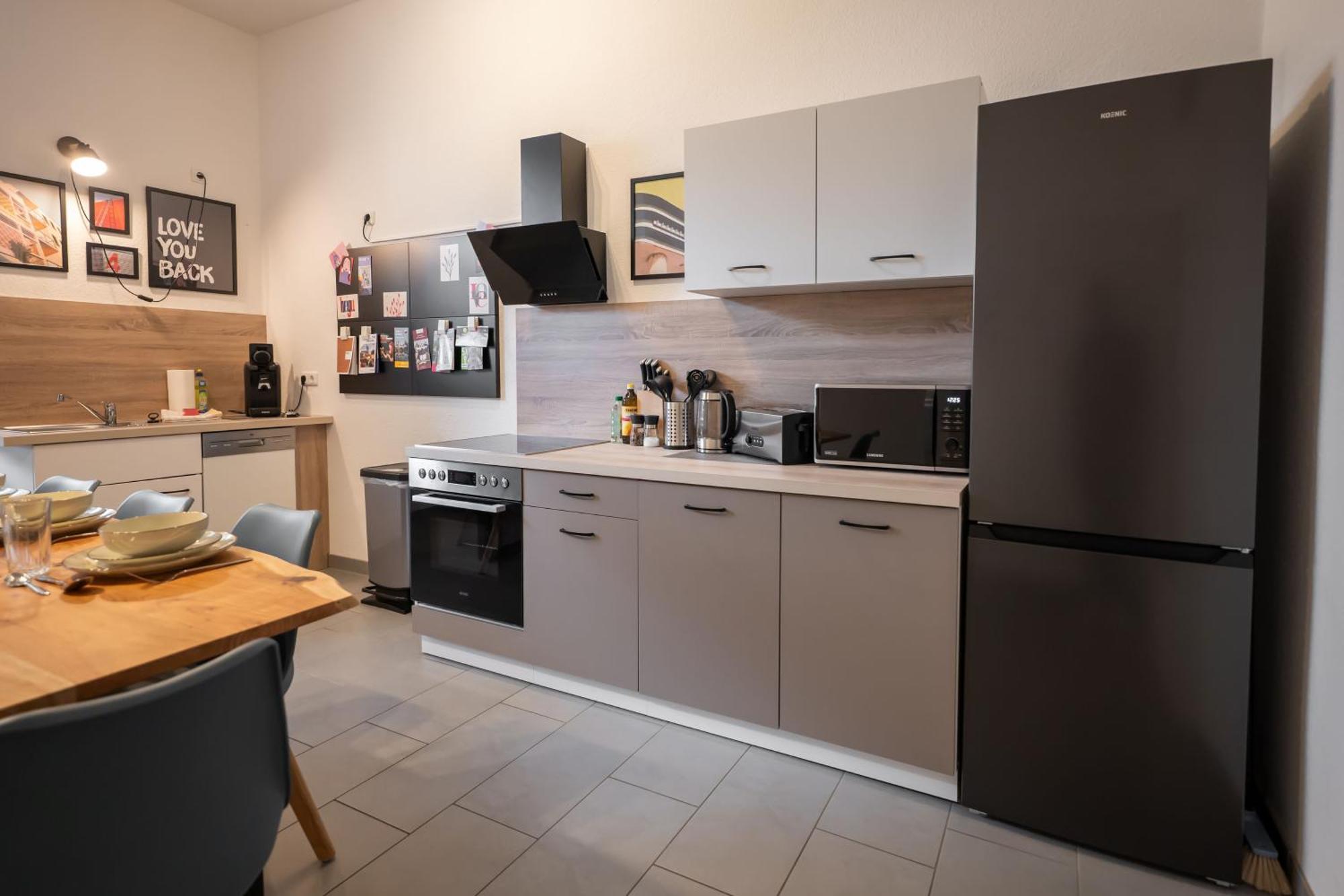 T21 - Apartment Direkt Im Zentrum Mit Parkplatz Chemnitz  Exteriér fotografie